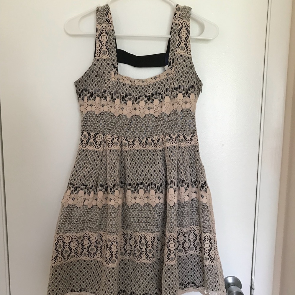 Francesca’s Collections-Pink and black dress-Large